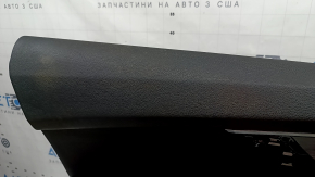 Обшивка дверей картка передня ліва Audi Q7 16-19 чорна, вставка чорна шкіра, підлокітник шкіра чорна, накладка чорний глянець, з ручкою, подряпини, тички, під хімчистку