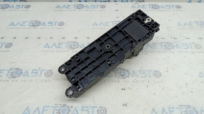 Блок запобіжників ВВБ Ford Fusion MK5 13-20 plug-in