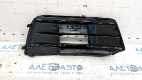 Решетка переднего бампера левая Audi Q5 80A 18-19 с хромом и заглушкой