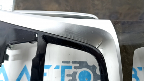 Комплект накладок центральної консолі BMW 5 G30 17-23 під дерево корінь горіха, подряпини, здувся хром