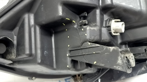 Фара передня права Nissan Rogue 17-20 галоген, пісок, тріщина в корпусі