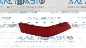 Катафот відбивач заднього бампера правий Nissan Rogue 17-20 сколи