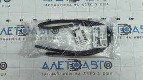 Ущільнювач решітки радіатора Hyundai Santa Fe 24-26