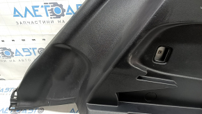 Обшивка арки правая Nissan Rogue 17-20 черная, под 2 ряда, с накладками с заглушками, царапины, под химчистку