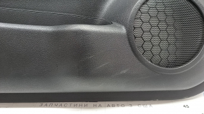 Обшивка двери карточка передняя левая Nissan Rogue 17-20 черная, подлокотник кожа черная, с накладкой под память, потерта
