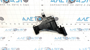 Крепление переднего бампера под фарой внутреннее правое Audi A4 B8 13-16 рест