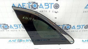 Квапка глухе скло задня ліва Kia Niro 17-22 хром, тонування, тичка