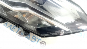 Фара передня права VW Jetta 19-24 у зборі LED, сколи, павутина під склом