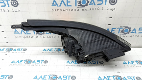 Фара передняя левая Kia Niro 17-19 HEV, PHEV с кронштейном, галоген, LED ДХО, под полировку, паутина, отклеился уплотнитель