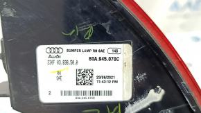 Фонарь заднего бампера правый Audi Q5 80A 21-25 потерт