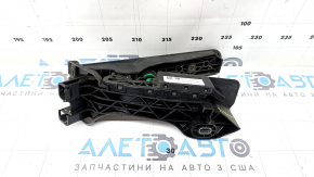 Педаль газу Audi Q3 8U 15-18 зламане кріплення