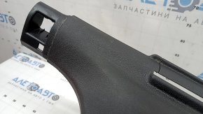 Накладка порога внутрішня передня права Audi Q3 8U 15-18 чорна, подряпини