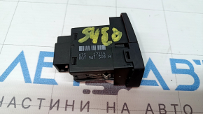 Кнопка аварийной сигнализации Audi Q3 8U 15-18