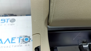 Спинка заднього ряду сидінь 2 ряд ліва Audi Q5 80A 21-24 шкіра бежева, Standart, з бежевим ременем та підлокітником, механічне, під чищення, прим'ято, подряпини на пластику