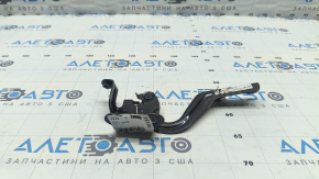 Петля капота права Toyota Prius C 12-17