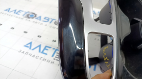 Накладка центральної консолі з підсклянниками Hyundai Tucson 22-24 під підігрів сидінь та селектор з кнопками, потертими, подряпинами