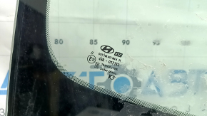 Лобове скло Hyundai Tucson 22-24 під камеру та датчик вологості