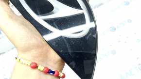 Значок дверей багажника Hyundai Tucson 22-24 подряпини значок