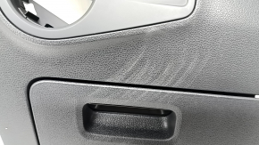 Накладка торпеды колени водителя VW Tiguan 18-24 черная, с накладкой и карманом, царапины