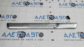 Накладка порога наружная передняя левая Mercedes W167 GLE 350 450 20-26 хром с подсветкой, царапины