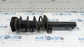 Стойка амортизатора в сборе передняя правая Audi Q3 8U 15-18 ржавая