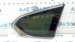 Форточка глухое стекло задняя правая Hyundai Santa FE 19-23 тонировка, хром
