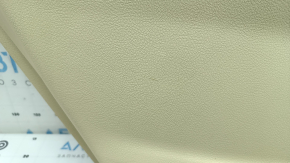 Обшивка дверей картка задня ліва Toyota Camry v55 15-17 usa бежева з бежевою вставкою пластик, підлокітник гума, з керуванням склопідйомника, подряпини, під хімчистку, побілий пластик