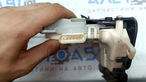 Замок дверей передньої правої Audi A4 B8 08-16 із тросом