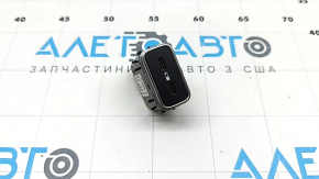 Порт зарядки обшивки арки багажника правий Mercedes X167 GLS 450580 20-23