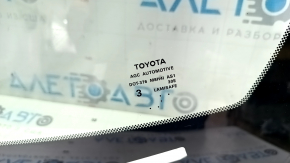 Лобовое стекло Toyota Camry v55 15-17 usa тычки, воздух по кромке