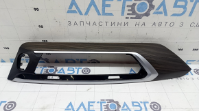 Накладка передней панели центральная BMW X3 G01 18-21 черная, вставка под дерево структурное, дефект дерева