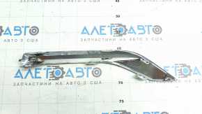 Молдинг заднего бампера левый Hyundai Santa FE 21-23 hybrid