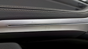 Обшивка дверей картка передня ліва BMW X5 G05 19-23 чорна шкіра, вставка під дерево Fineline Stripe, підлокітник шкіра чорна, з ручкою, накладками і кнопками, подряпини