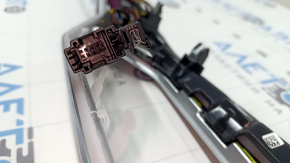 Накладка передней панели правая BMW X5 G05 19-23 под дерево Fineline Stripe, с подсветкой