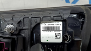 Ліхтар внутрішні двері багажника лівий Mercedes X167 GLS 450 580 20-23 LED, потертий, тріщина у склі