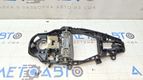 Механізм ручки дверей задньої лівої BMW 3 G20 19-26 під keyless, відсутнє кріплення для ручки