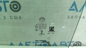 Скло дверей передньої лівої Alfa Romeo Giulia 20-24 триплекс