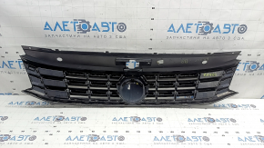 Грати радіатора grill зі значком VW Passat b8 16-19 USA під радар круїз, емблема під полірування