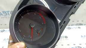 Щиток приборов VW Passat b8 16-18 USA 96К царапины