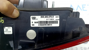 Фонарь внутренний крышка багажника правый Audi A3 8V 17-20 4d LED, разбито стекло, треснут