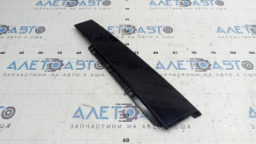 Накладка двери боковая задняя правая Audi A3 8V 15-20 4d, передняя, черный глянец, под полировку