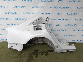 Чверть крило задня права Audi A6 C7 12-18 відпиляна, біла, фарбована