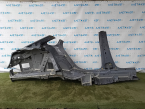 Чверть крило задня ліва Honda Accord 23-26 відпиляна з центральною стійкою, сіра, тички, вм'ятини, корозія