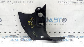 Накладка передньої стійки нижня ліва Audi A3 8V 15-20 4d, 5d, чорна, подряпини