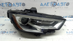Фара передня права в зборі Audi A3 8V 17-20 xenon hid з нижнім кріпленням, під полірування, подряпини, жовтий DRL