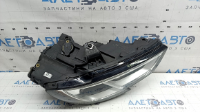 Фара передня права в зборі Audi A3 8V 17-20 xenon hid з нижнім кріпленням, під полірування, подряпини, жовтий DRL