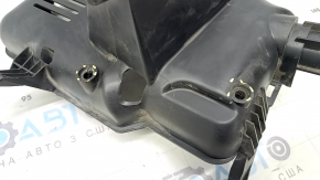 Кронштейн блоку ECU Ford Escape MK3 17-19 немає закладних, надломано кріплення