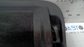 Обшивка нижней двери багажника основная BMW X7 G07 19-26 Schwarz, с резинками, царапины
