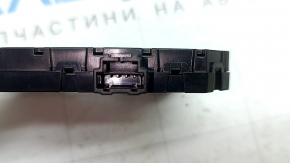 USB AUX роз'єм Tesla Model 3 18-23