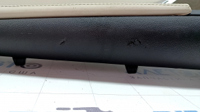 Обшивка арки задняя левая верхняя BMW X7 G07 19-25 Schwarz, с вставкой Elfenbein-Weiss, вставка под дерево с молдингом, царапины, потерто, задиры на коже